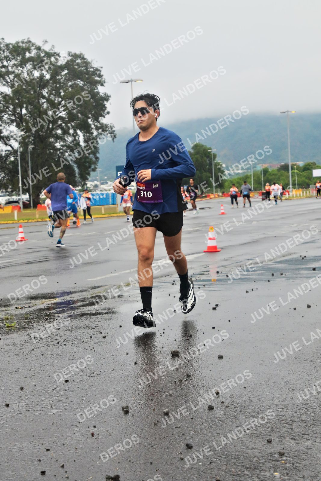 Foto de la CARRERA OMNILIFE GUADALAJARA en Estadio Akron, Zapopan a las 07:32 · dorsal 310
