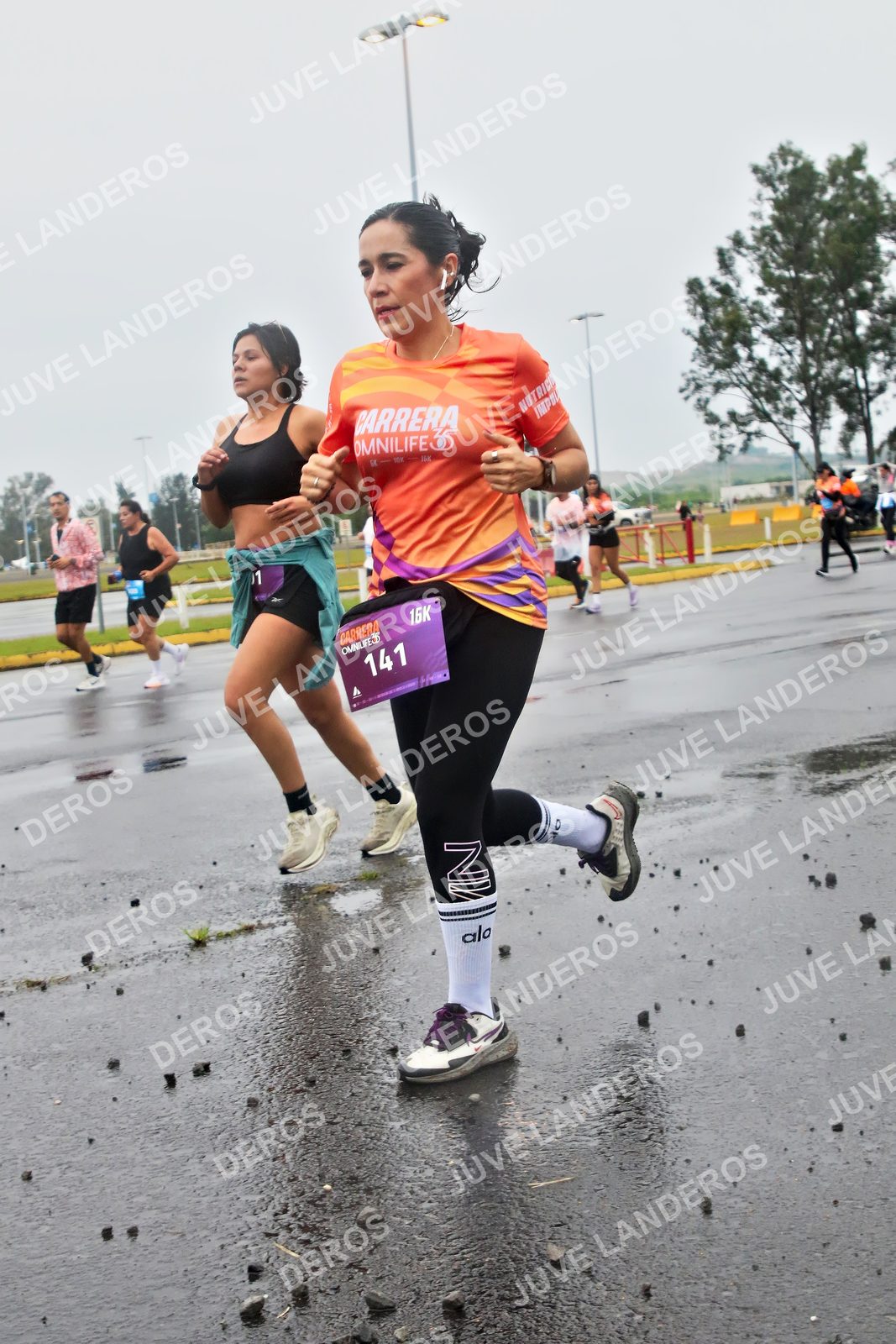 Foto de la CARRERA OMNILIFE GUADALAJARA en Estadio Akron, Zapopan a las 07:28 · dorsal 141