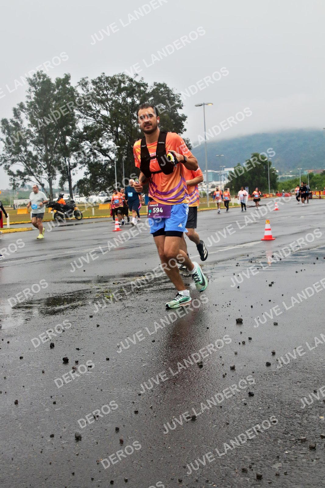 Foto de la CARRERA OMNILIFE GUADALAJARA en Estadio Akron, Zapopan a las 07:32 · dorsal 594