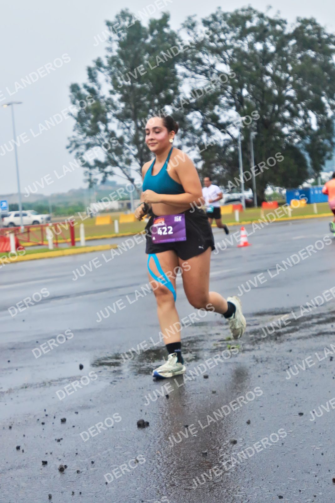 Foto de la CARRERA OMNILIFE GUADALAJARA en Estadio Akron, Zapopan a las 07:39 · dorsal 422