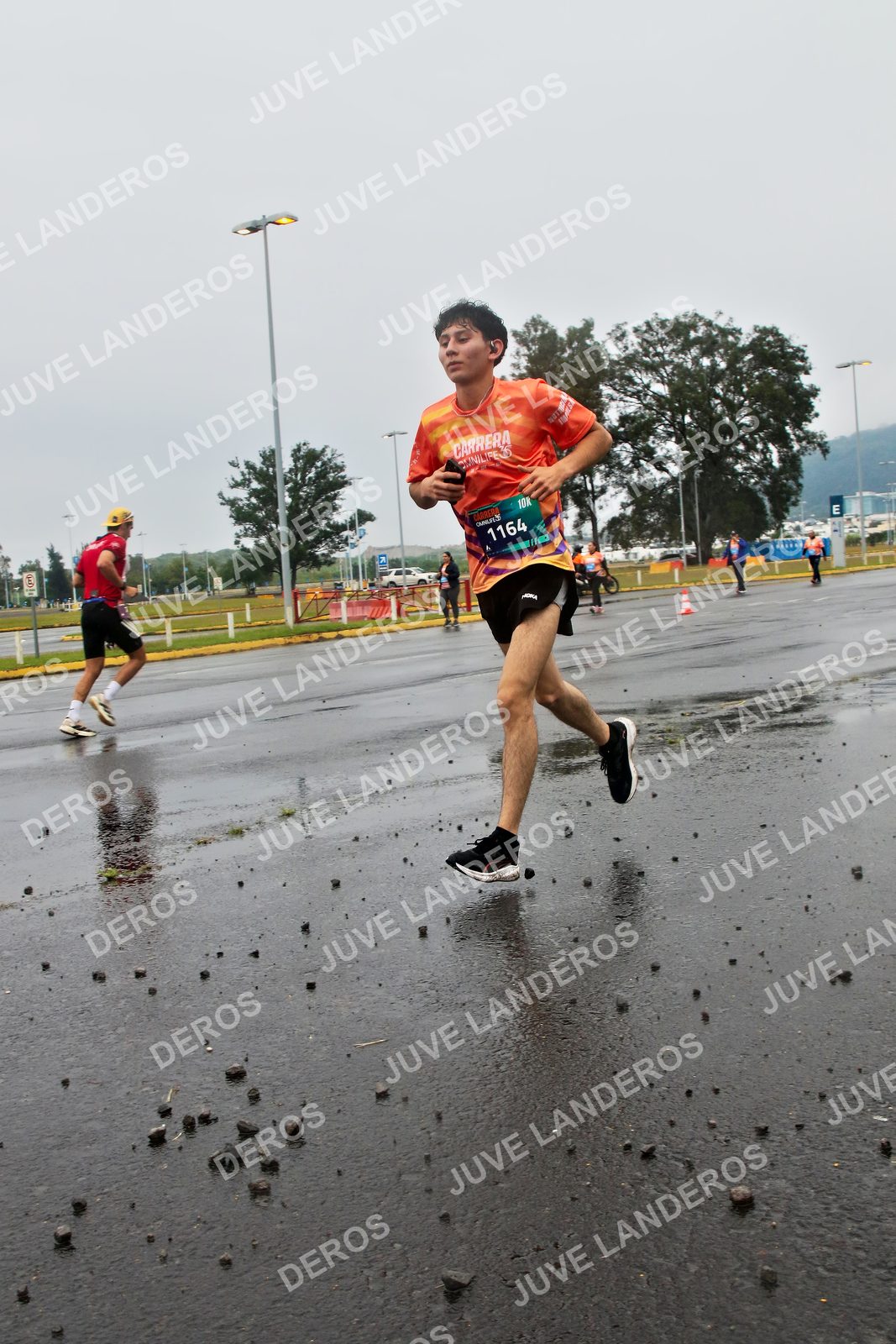 Foto de la CARRERA OMNILIFE GUADALAJARA en Estadio Akron, Zapopan a las 07:33 · dorsal 1164