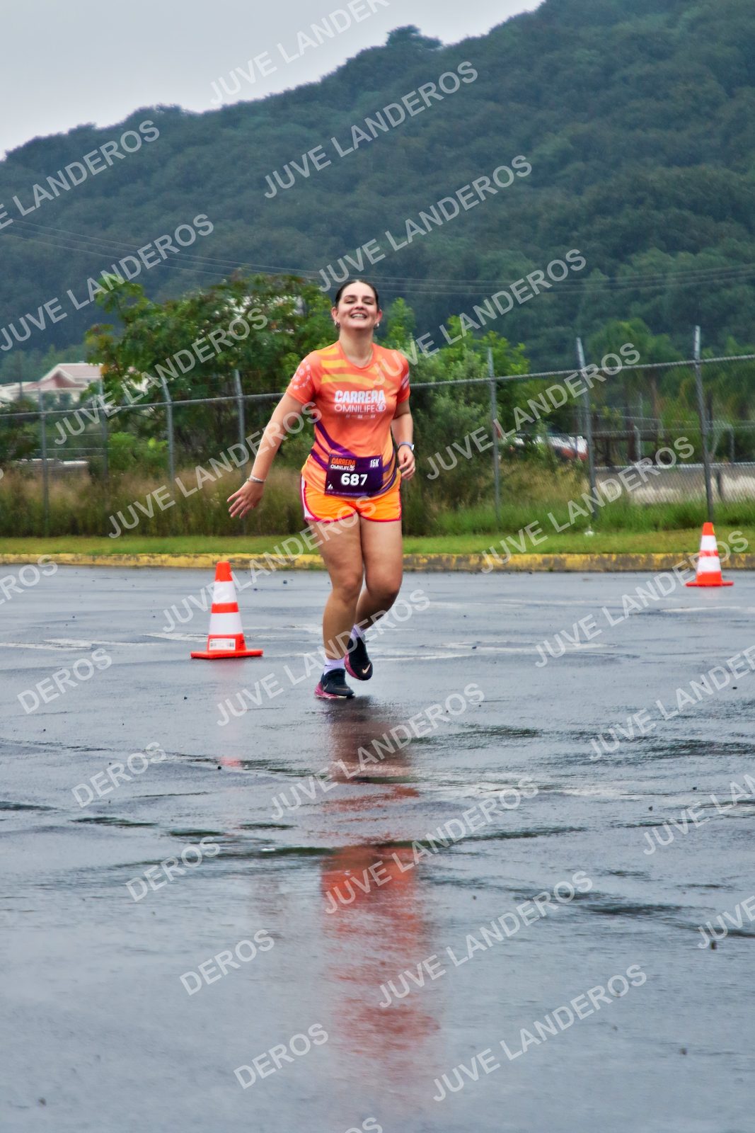 Foto de la CARRERA OMNILIFE GUADALAJARA en Estadio Akron, Zapopan a las 08:10 · dorsal 687