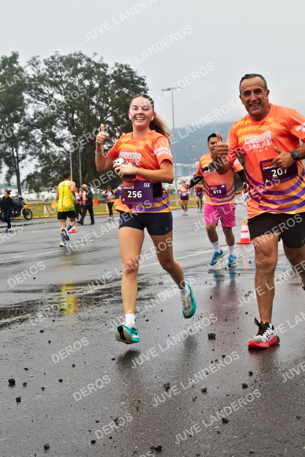 Foto de la CARRERA OMNILIFE GUADALAJARA en Estadio Akron, Zapopan a las 07:31 · dorsal 256, 613