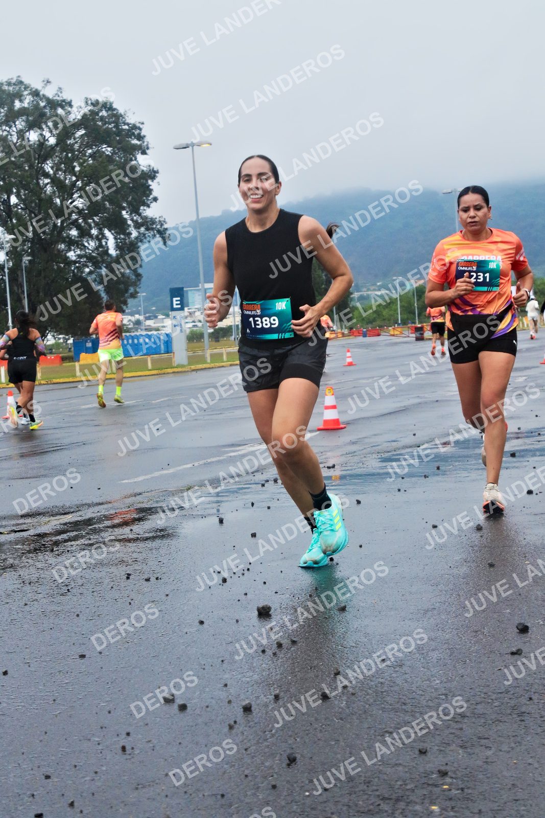Foto de la CARRERA OMNILIFE GUADALAJARA en Estadio Akron, Zapopan a las 07:40 · dorsal 1389, 231
