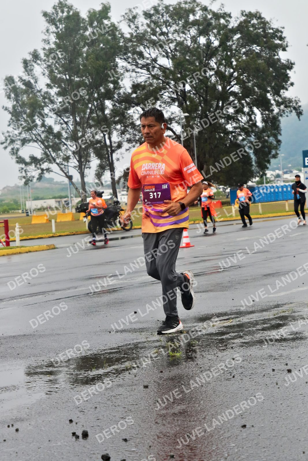 Foto de la CARRERA OMNILIFE GUADALAJARA en Estadio Akron, Zapopan a las 07:30 · dorsal 317