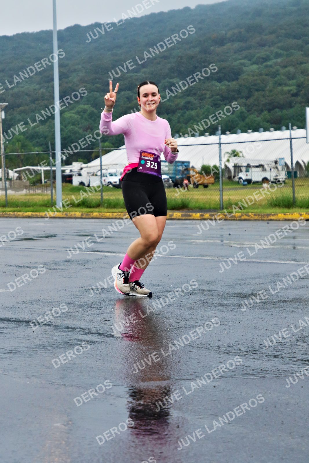 Foto de la CARRERA OMNILIFE GUADALAJARA en Estadio Akron, Zapopan a las 08:04 · dorsal 325