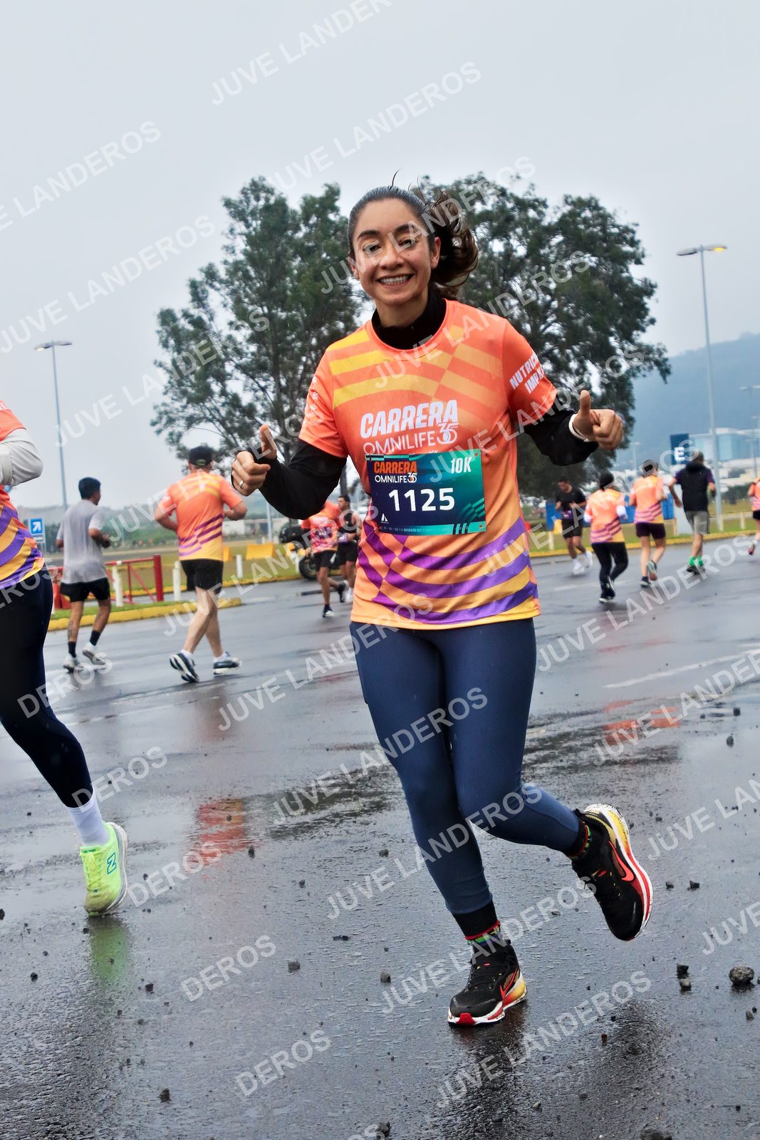 Foto de la CARRERA OMNILIFE GUADALAJARA en Estadio Akron, Zapopan a las 07:49 · dorsal 1125