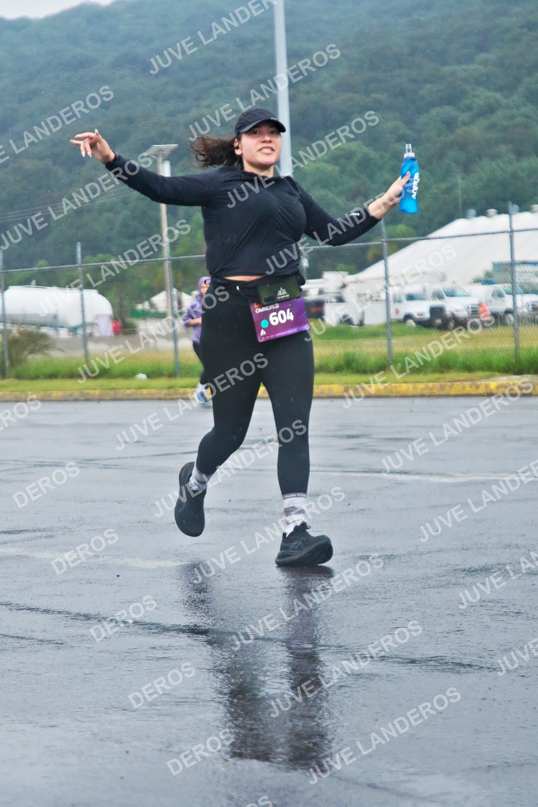 Foto de la CARRERA OMNILIFE GUADALAJARA en Estadio Akron, Zapopan a las 08:01 · dorsal 604
