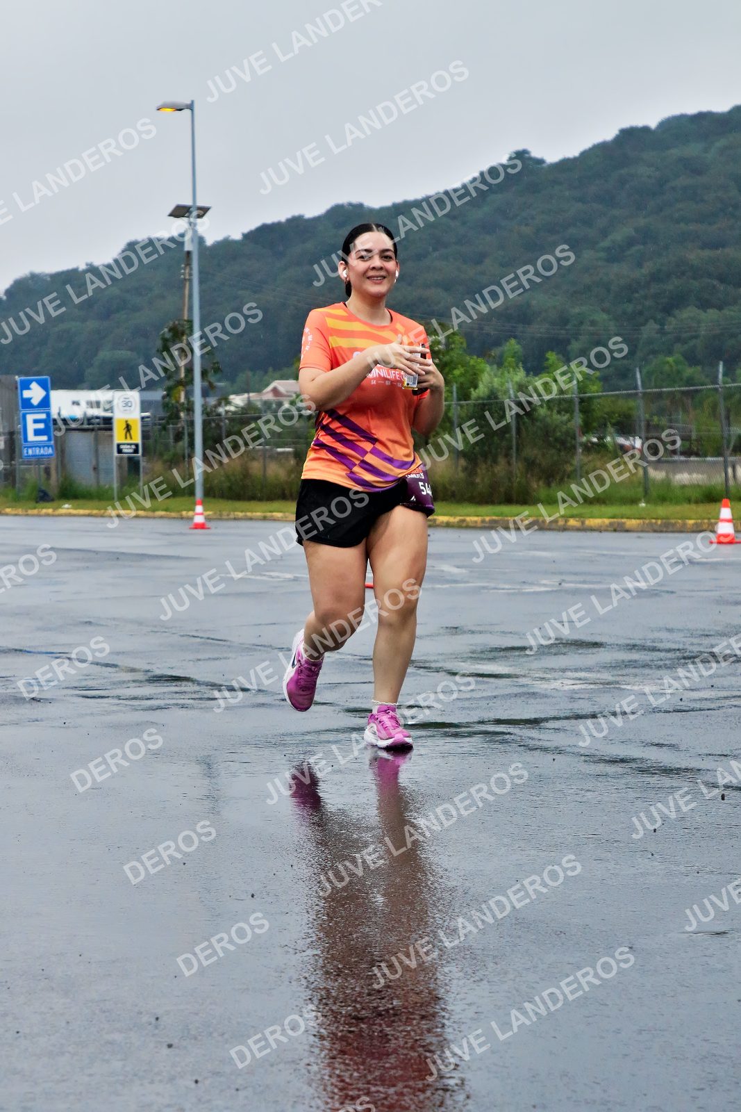 Foto de la CARRERA OMNILIFE GUADALAJARA en Estadio Akron, Zapopan a las 08:08 · dorsal 54