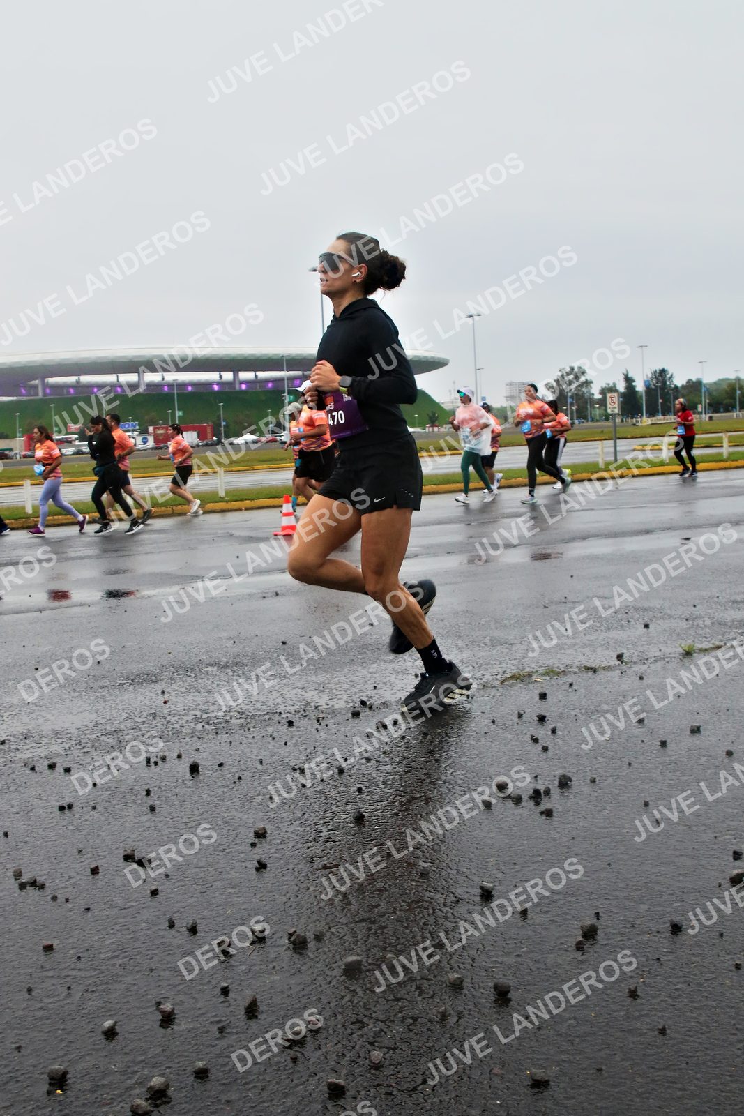 Foto de la CARRERA OMNILIFE GUADALAJARA en Estadio Akron, Zapopan a las 07:27 · dorsal 470