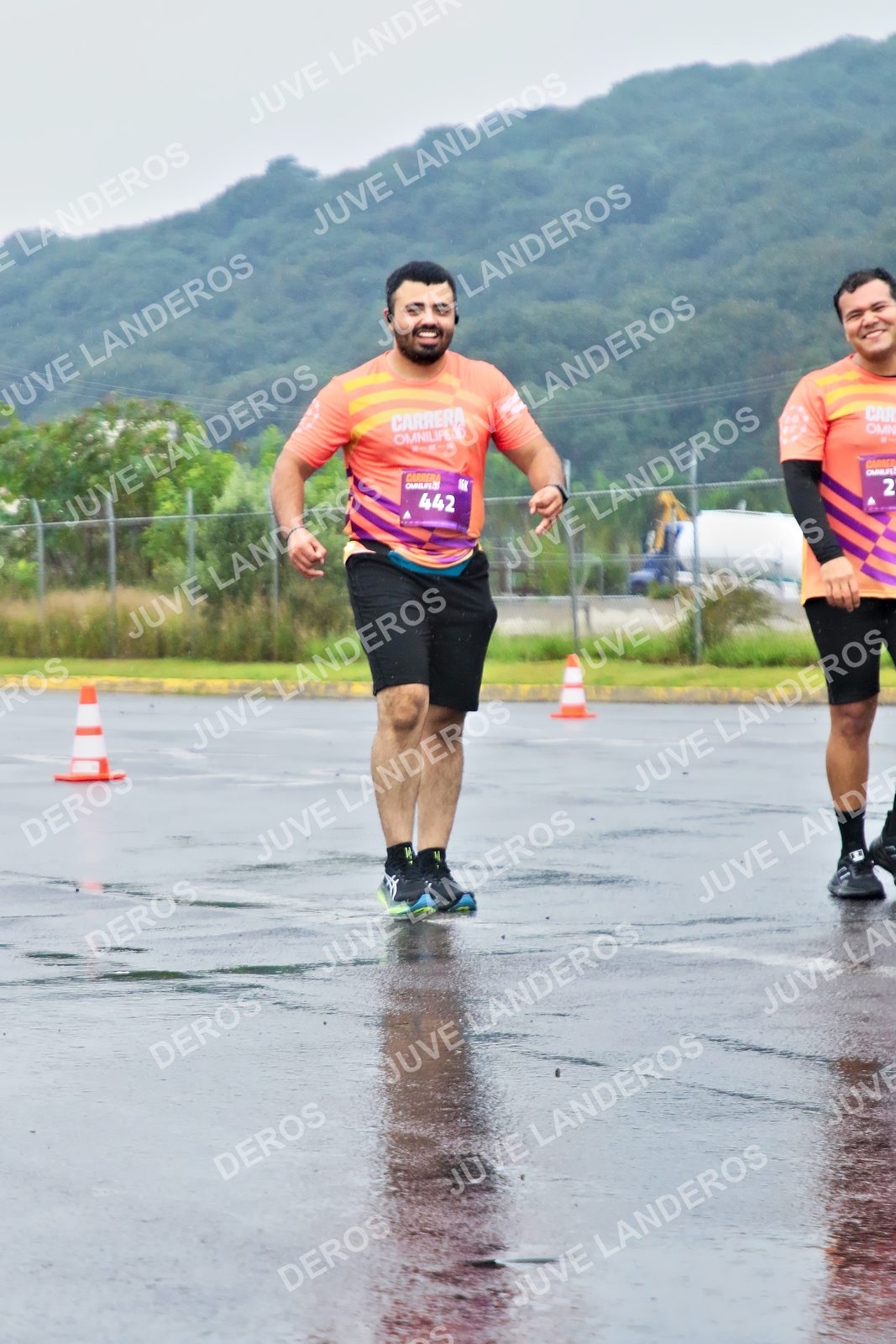 Foto de la CARRERA OMNILIFE GUADALAJARA en Estadio Akron, Zapopan a las 08:10 · dorsal 442