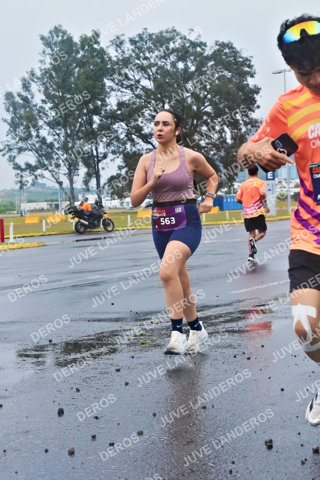 Foto de la CARRERA OMNILIFE GUADALAJARA en Estadio Akron, Zapopan a las 07:35 · dorsal 563
