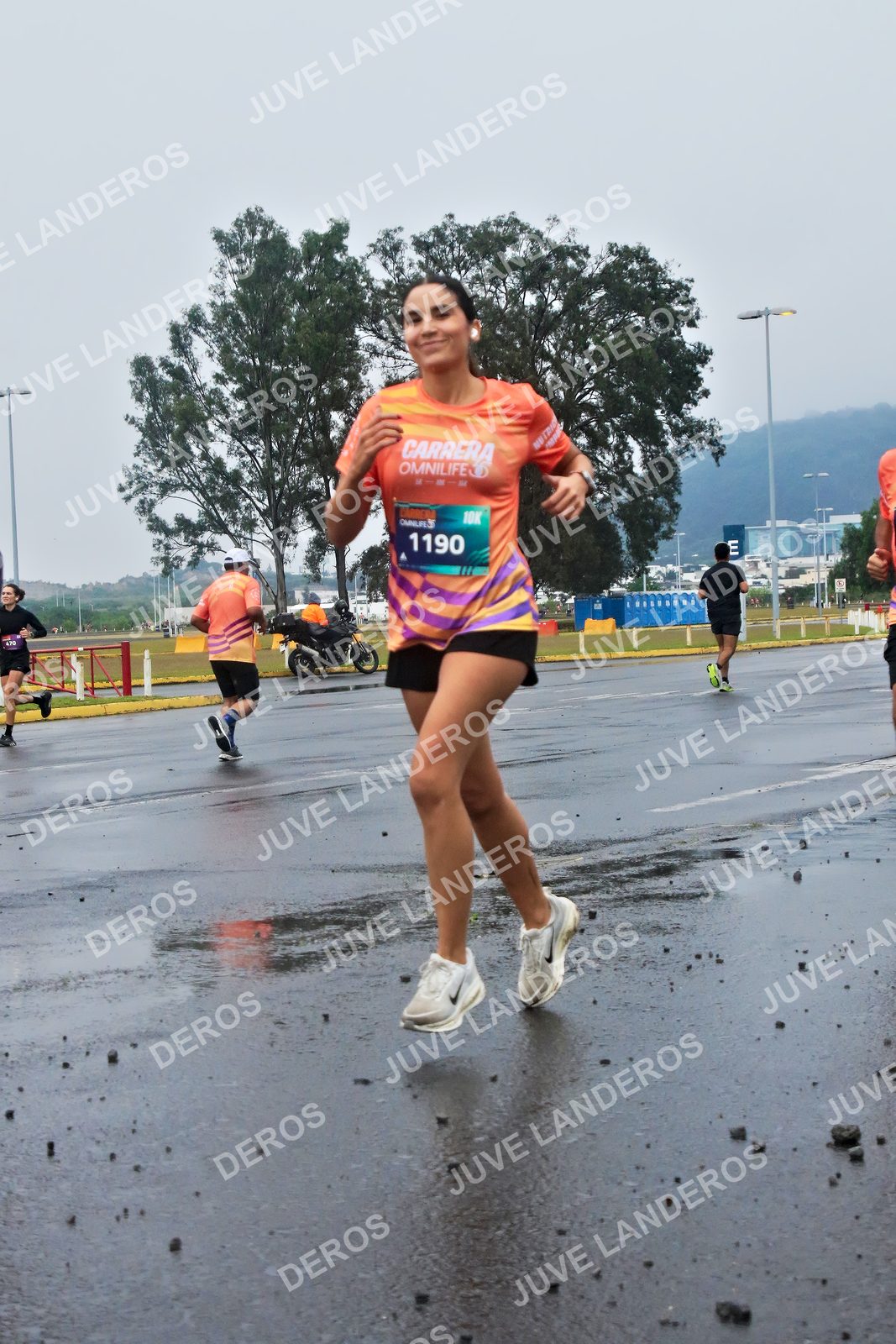 Foto de la CARRERA OMNILIFE GUADALAJARA en Estadio Akron, Zapopan a las 07:45 · dorsal 1190