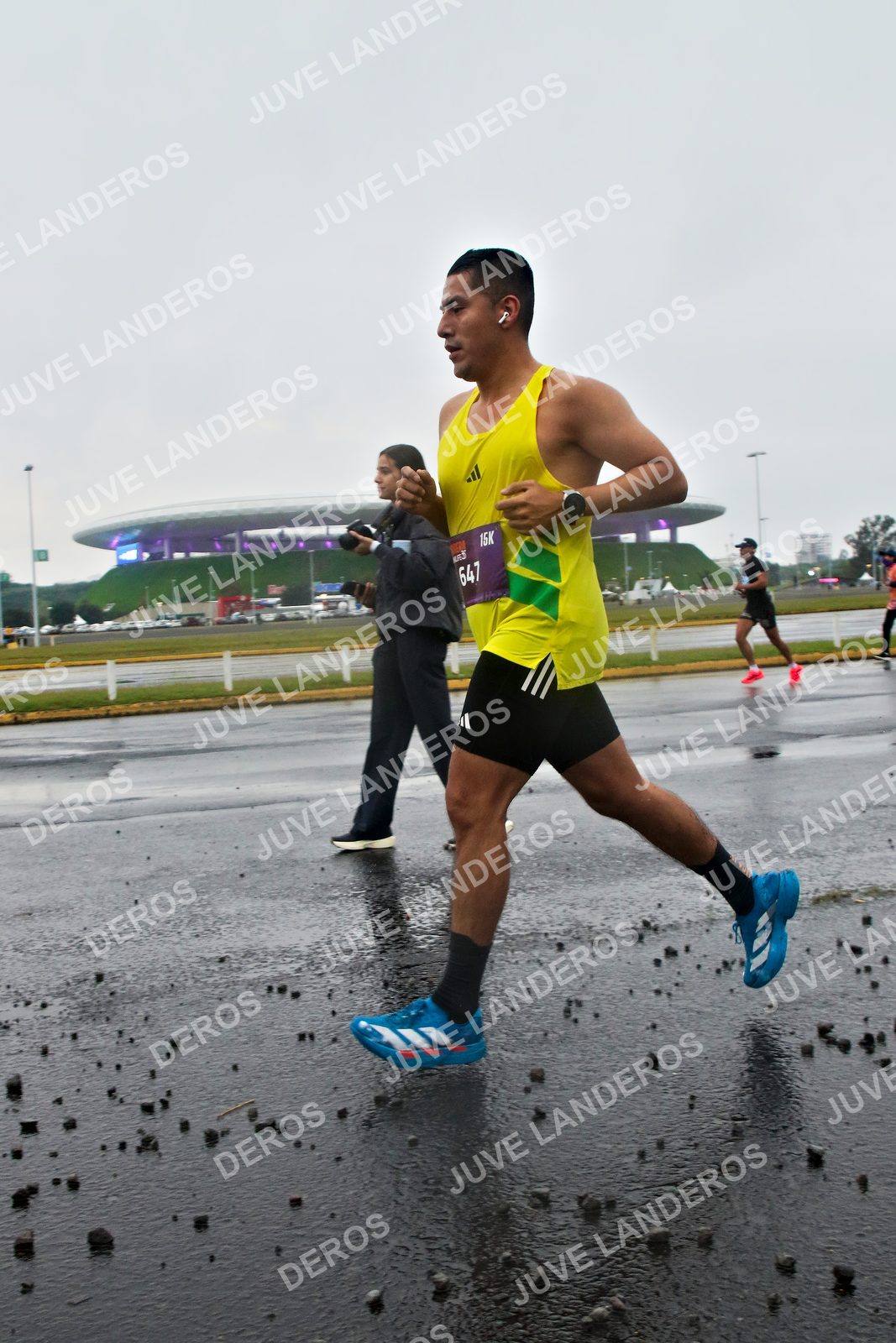 Foto de la CARRERA OMNILIFE GUADALAJARA en Estadio Akron, Zapopan a las 07:21 · dorsal 647