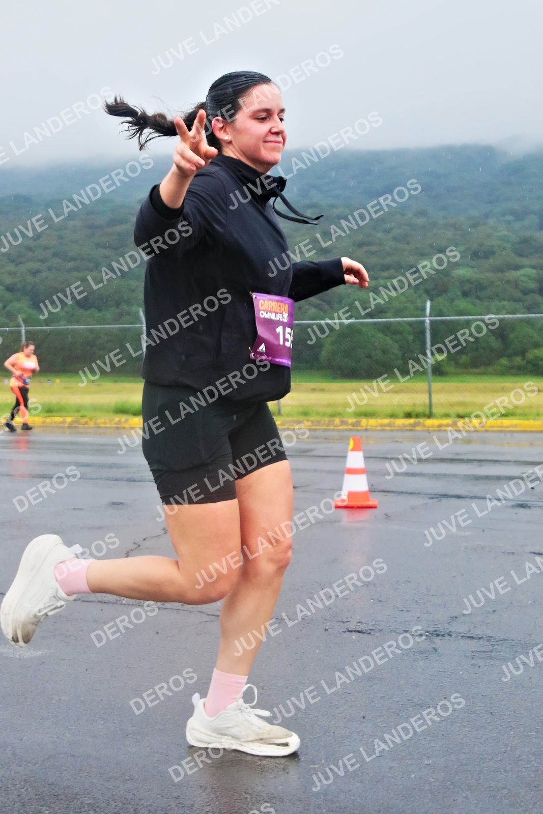 Foto de la CARRERA OMNILIFE GUADALAJARA en Estadio Akron, Zapopan a las 07:56 · dorsal 15