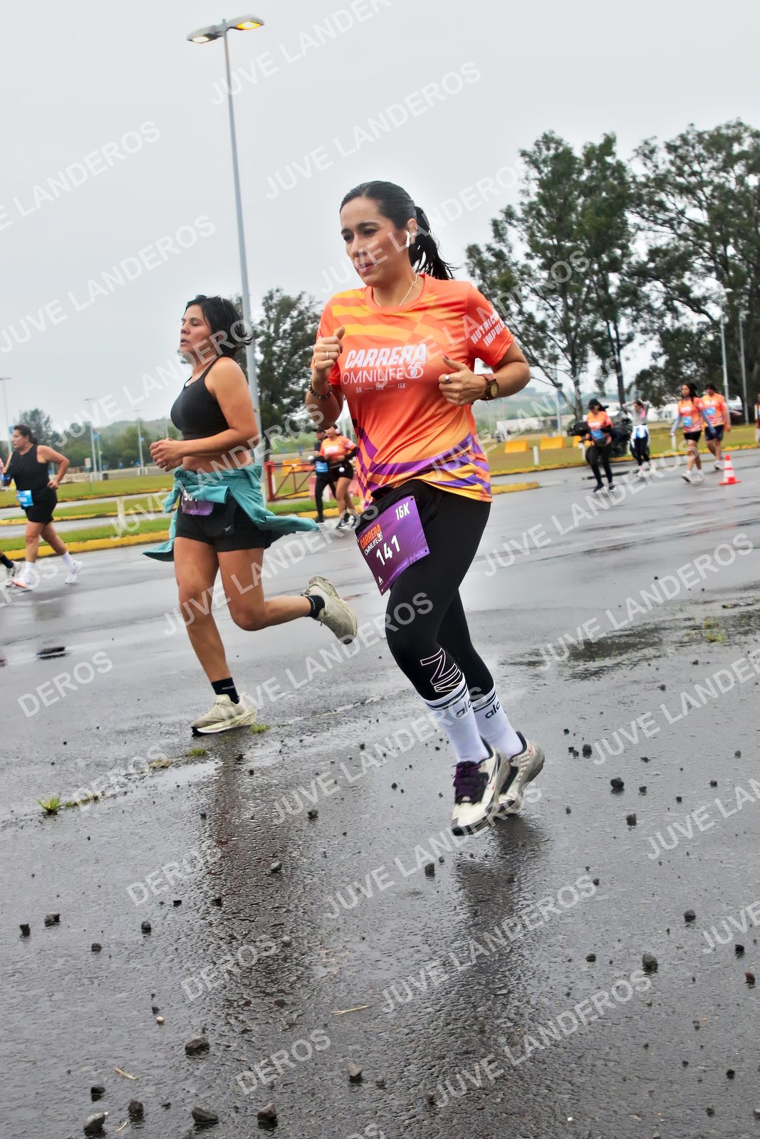 Foto de la CARRERA OMNILIFE GUADALAJARA en Estadio Akron, Zapopan a las 07:28 · dorsal 141
