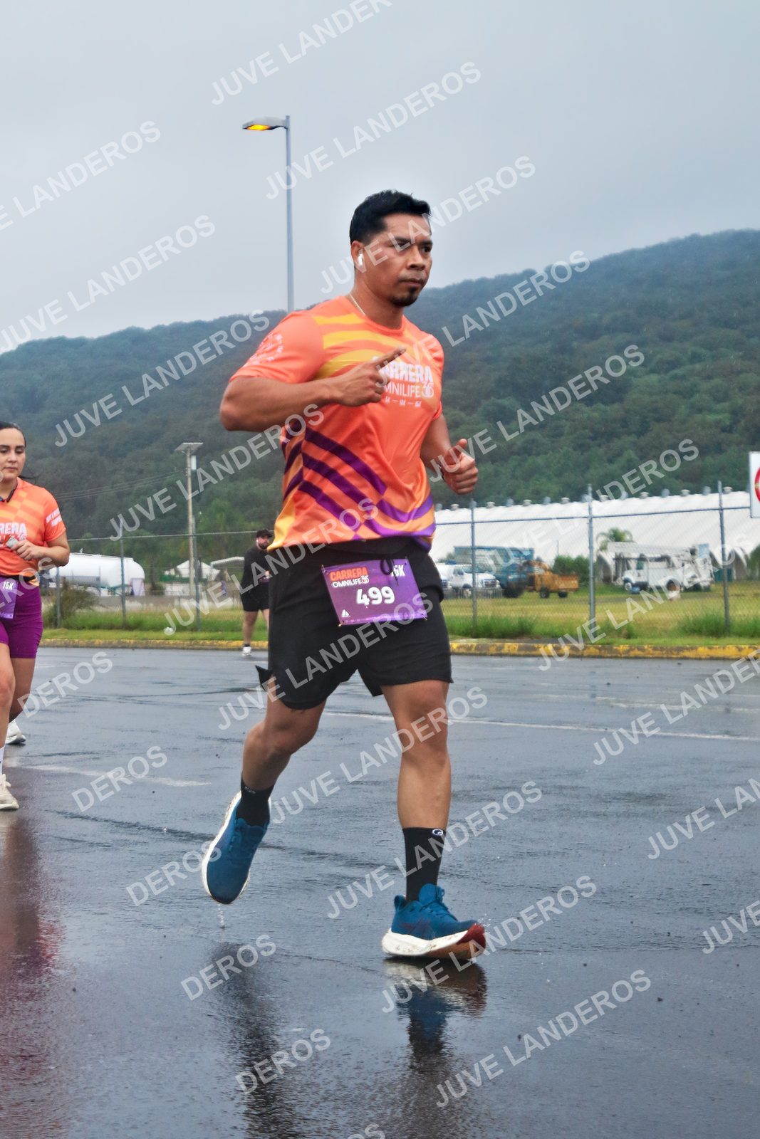 Foto de la CARRERA OMNILIFE GUADALAJARA en Estadio Akron, Zapopan a las 08:00 · dorsal 499