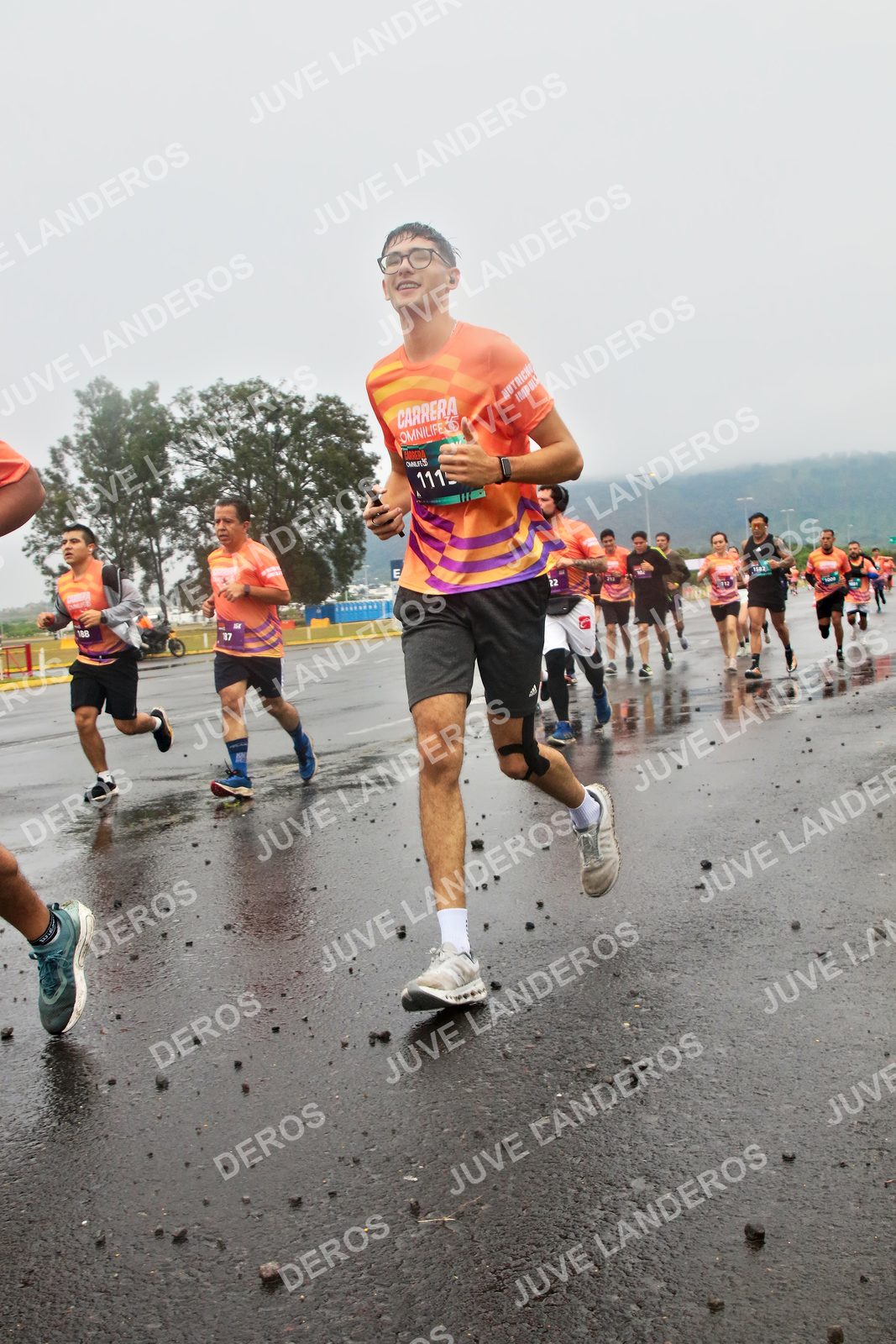 Foto de la CARRERA OMNILIFE GUADALAJARA en Estadio Akron, Zapopan a las 07:35 · dorsal 188