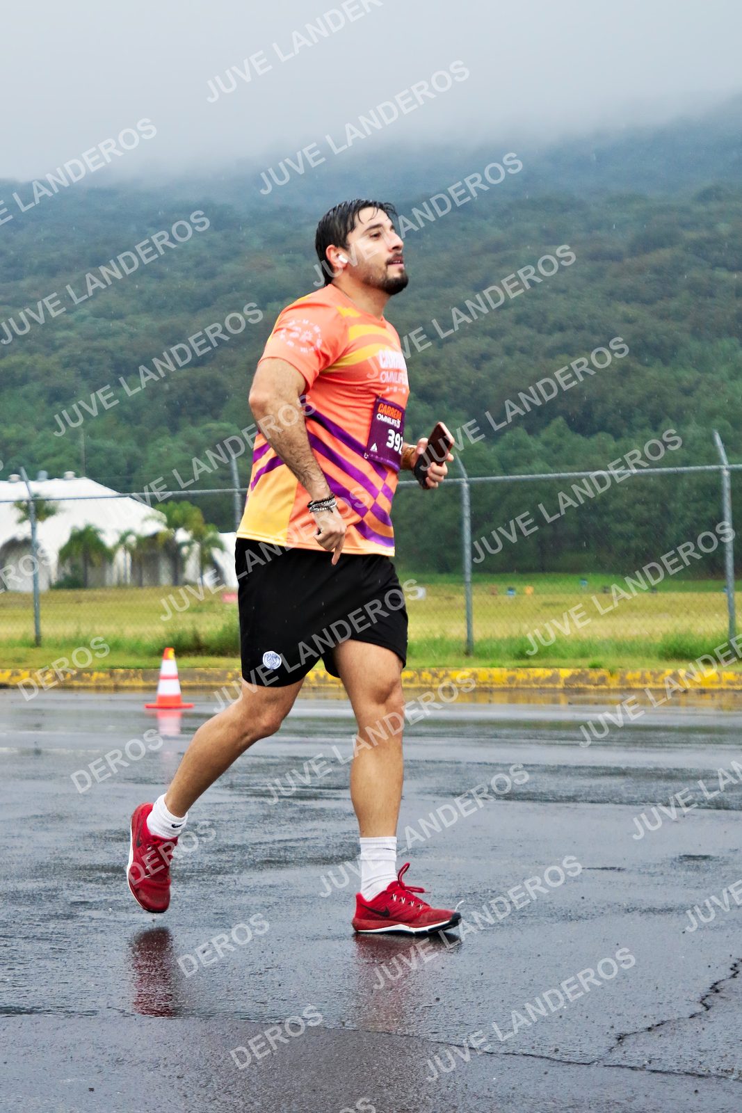 Foto de la CARRERA OMNILIFE GUADALAJARA en Estadio Akron, Zapopan a las 08:09 · dorsal 392