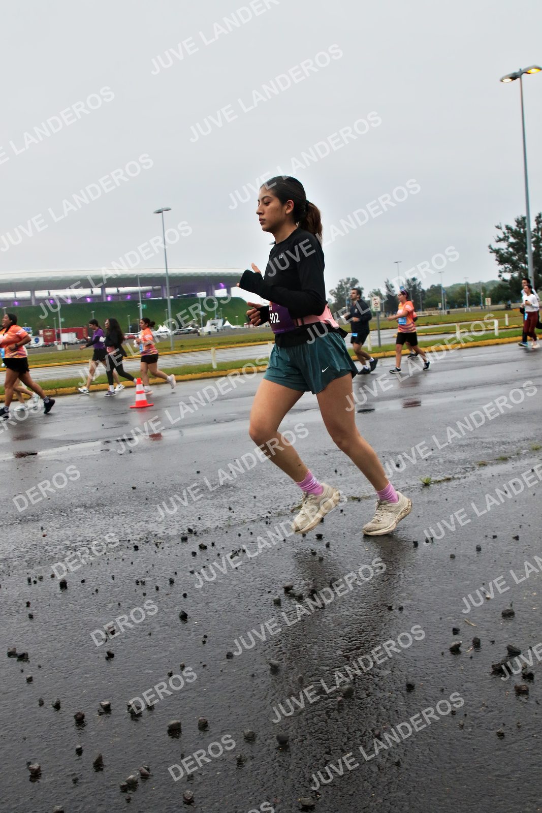Foto de la CARRERA OMNILIFE GUADALAJARA en Estadio Akron, Zapopan a las 07:28 · dorsal 502