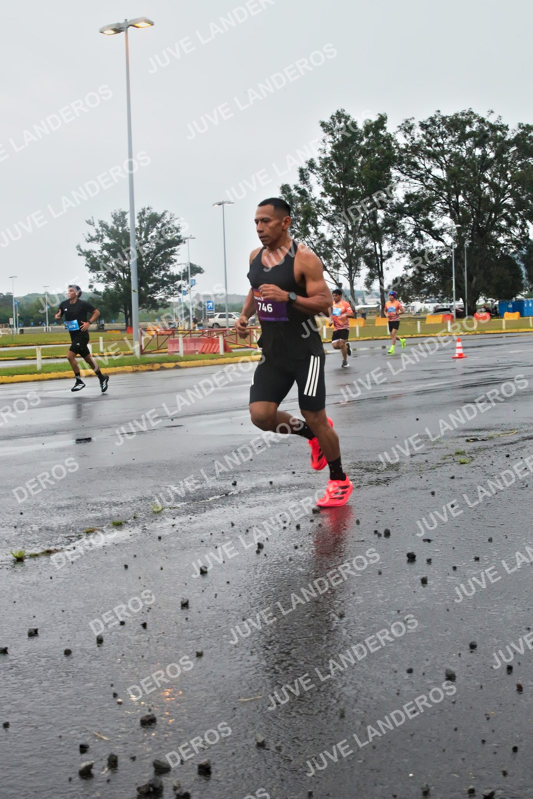Foto de la CARRERA OMNILIFE GUADALAJARA en Estadio Akron, Zapopan a las 07:20 · dorsal 746
