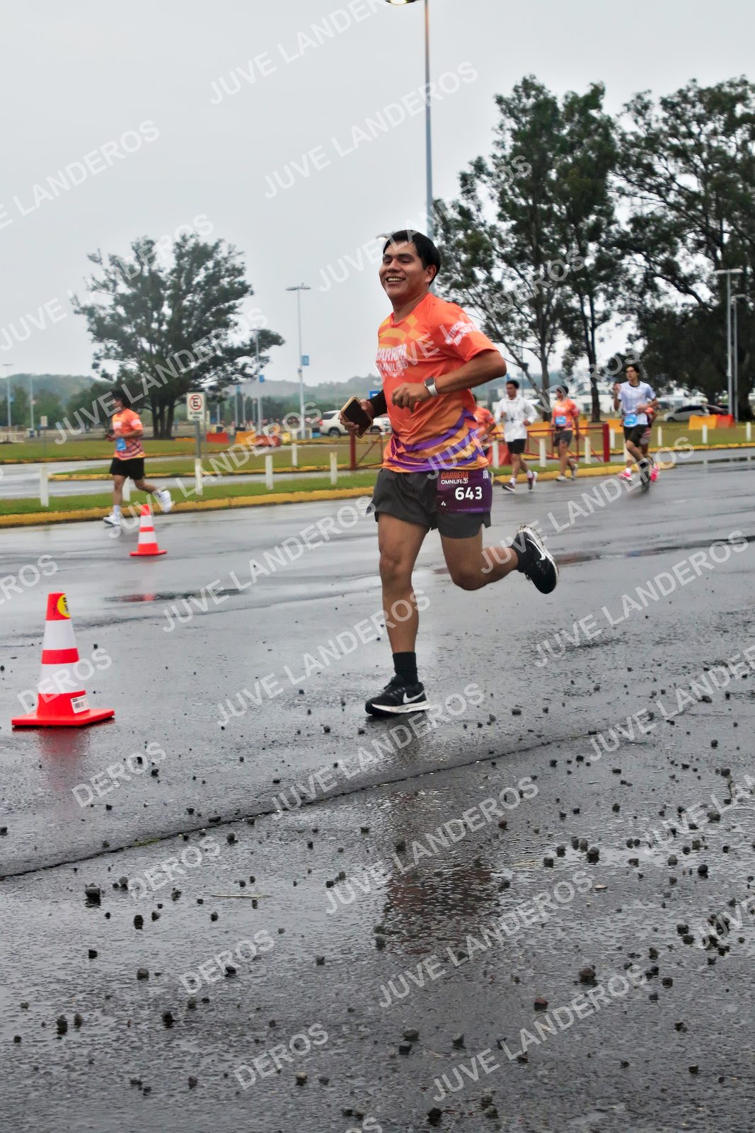 Foto de la CARRERA OMNILIFE GUADALAJARA en Estadio Akron, Zapopan a las 07:22 · dorsal 643