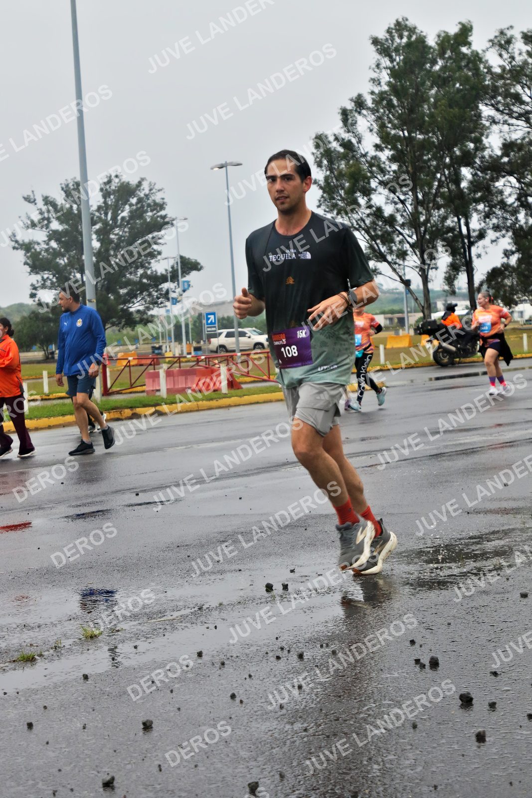 Foto de la CARRERA OMNILIFE GUADALAJARA en Estadio Akron, Zapopan a las 07:29 · dorsal 108