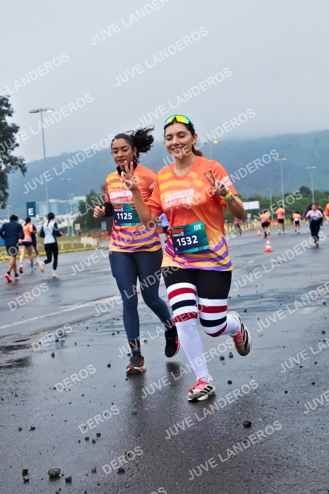 Foto de la CARRERA OMNILIFE GUADALAJARA en Estadio Akron, Zapopan a las 07:49 · dorsal 1125, 1532