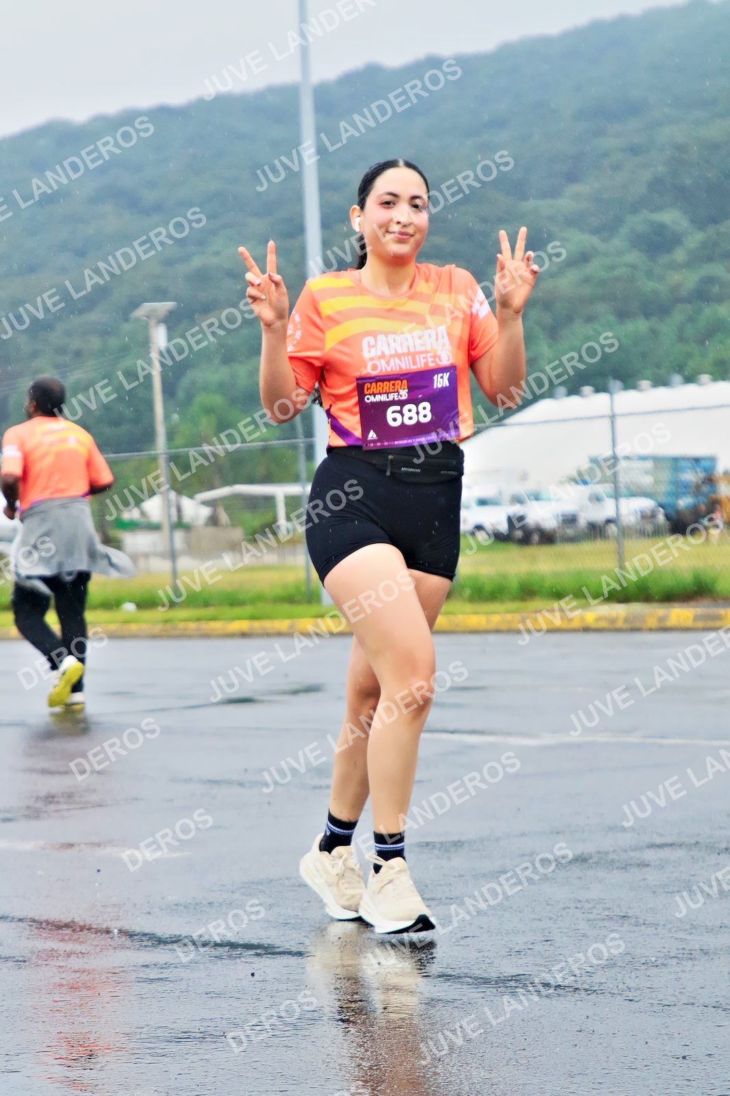 Foto de la CARRERA OMNILIFE GUADALAJARA en Estadio Akron, Zapopan a las 08:06 · dorsal 688