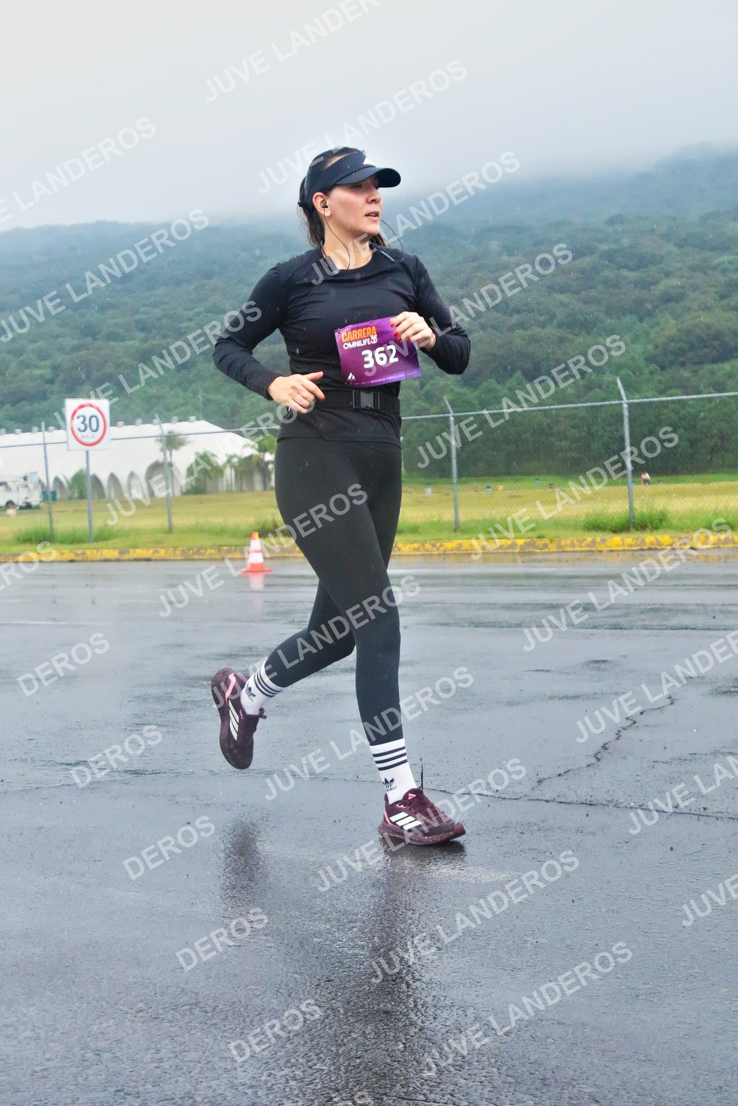 Foto de la CARRERA OMNILIFE GUADALAJARA en Estadio Akron, Zapopan a las 08:02 · dorsal 362, 30