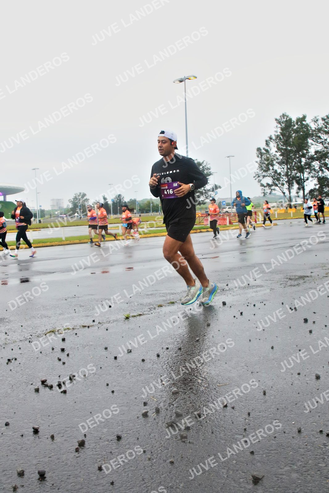 Foto de la CARRERA OMNILIFE GUADALAJARA en Estadio Akron, Zapopan a las 07:26 · dorsal 416