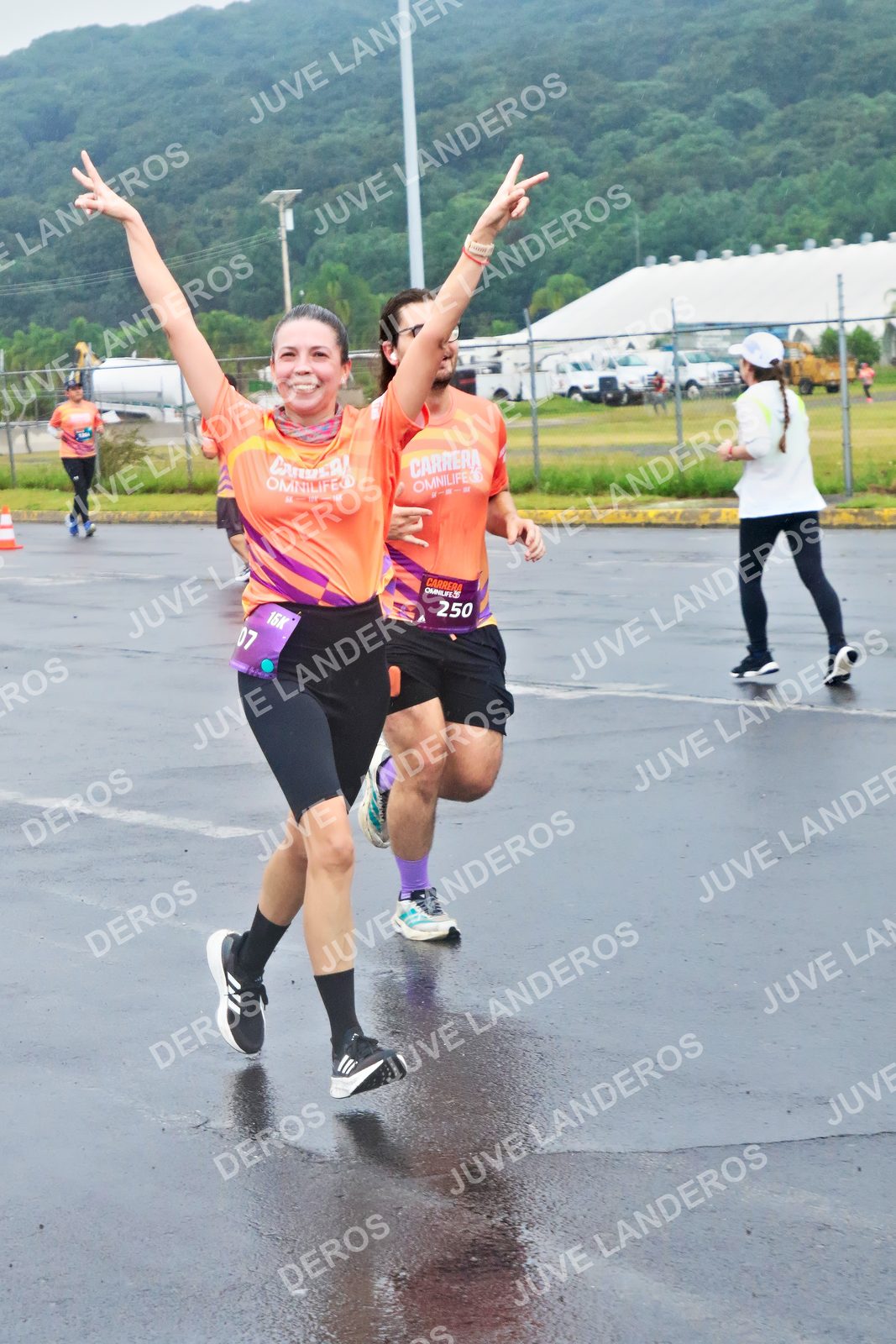 Foto de la CARRERA OMNILIFE GUADALAJARA en Estadio Akron, Zapopan a las 07:50 · dorsal 250