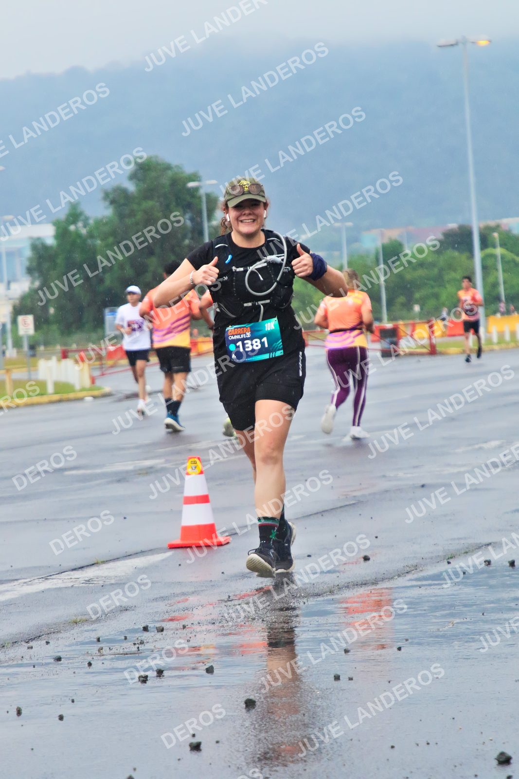 Foto de la CARRERA OMNILIFE GUADALAJARA en Estadio Akron, Zapopan a las 07:48 · dorsal 1381