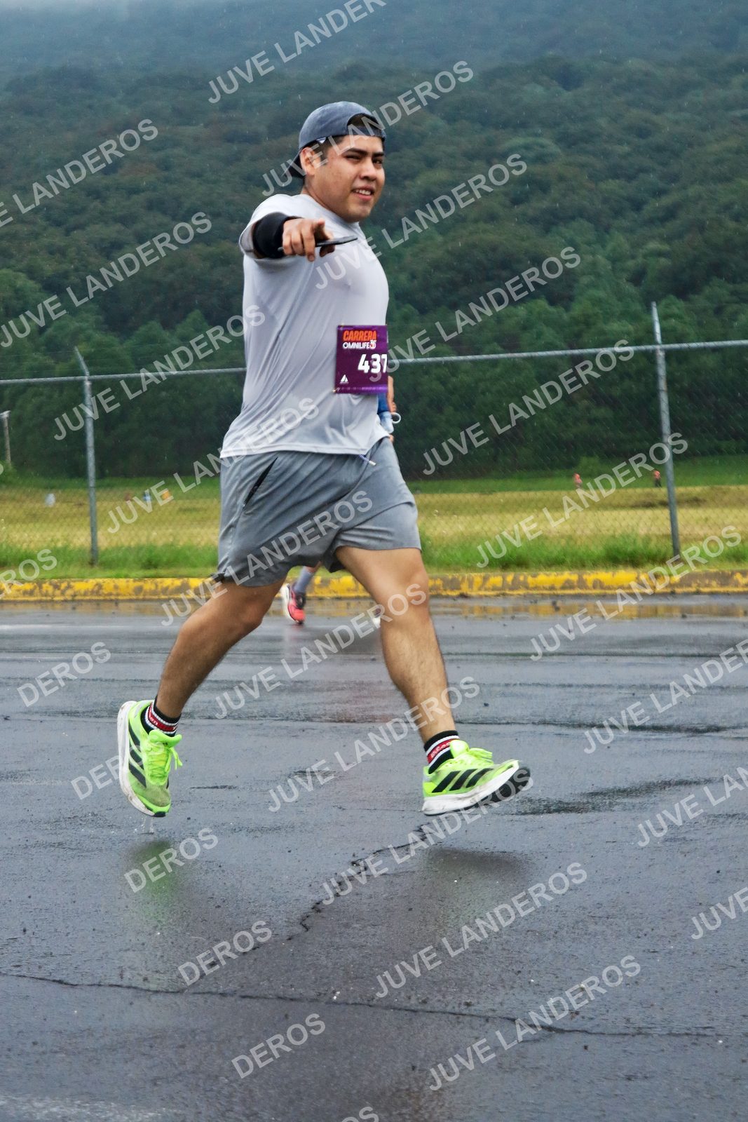 Foto de la CARRERA OMNILIFE GUADALAJARA en Estadio Akron, Zapopan a las 07:56 · dorsal 437