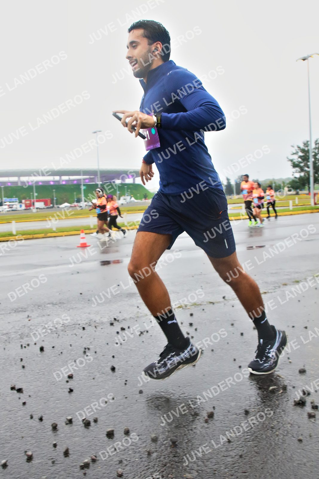 Foto de la CARRERA OMNILIFE GUADALAJARA en Estadio Akron, Zapopan a las 07:27 · dorsal 21