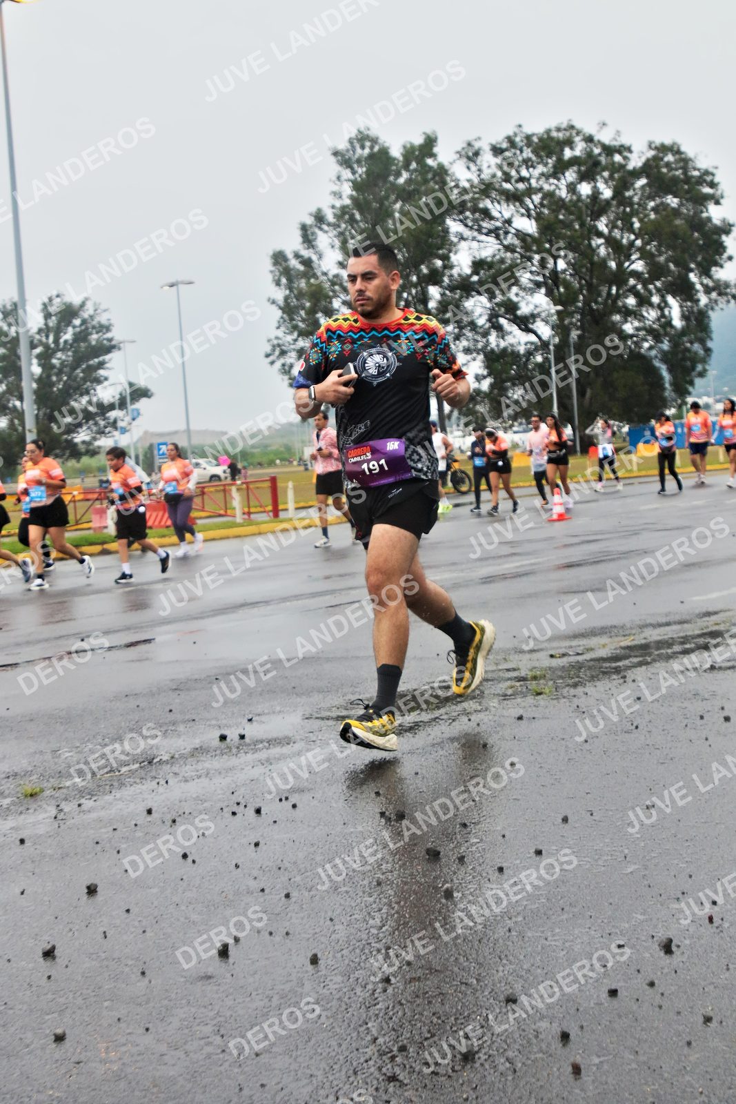 Foto de la CARRERA OMNILIFE GUADALAJARA en Estadio Akron, Zapopan a las 07:28 · dorsal 191