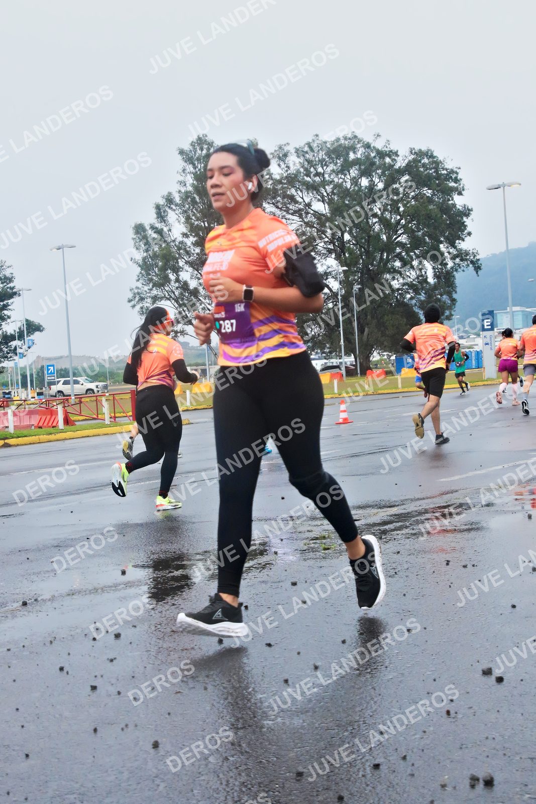 Foto de la CARRERA OMNILIFE GUADALAJARA en Estadio Akron, Zapopan a las 07:41 · dorsal 287