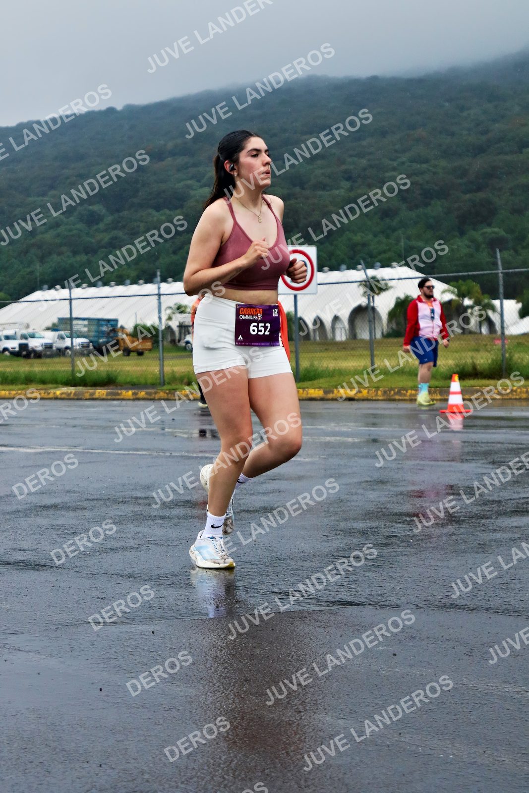 Foto de la CARRERA OMNILIFE GUADALAJARA en Estadio Akron, Zapopan a las 08:06 · dorsal 652