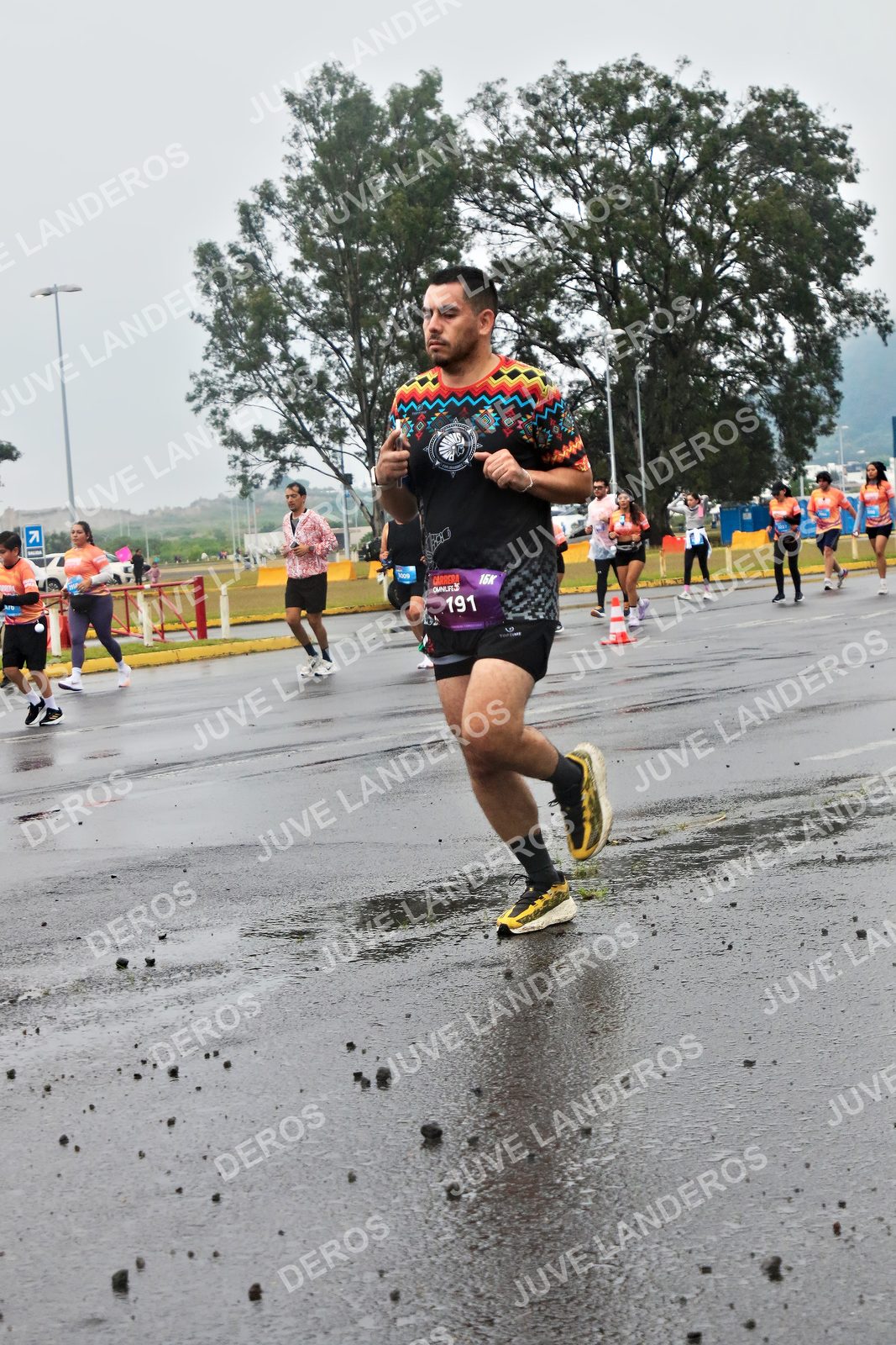 Foto de la CARRERA OMNILIFE GUADALAJARA en Estadio Akron, Zapopan a las 07:28 · dorsal 191