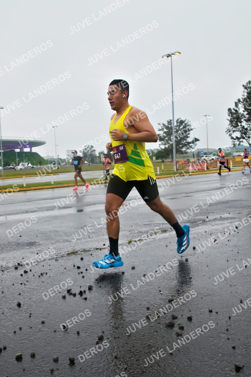 Foto de la CARRERA OMNILIFE GUADALAJARA en Estadio Akron, Zapopan a las 07:21 · dorsal 647
