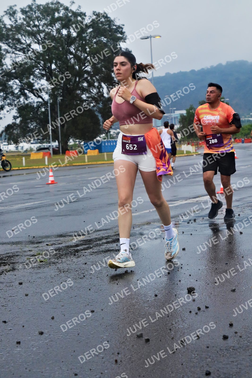 Foto de la CARRERA OMNILIFE GUADALAJARA en Estadio Akron, Zapopan a las 07:39 · dorsal 652, 288