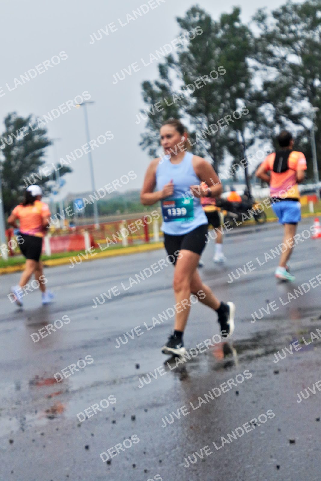 Foto de la CARRERA OMNILIFE GUADALAJARA en Estadio Akron, Zapopan a las 07:44 · dorsal 1339