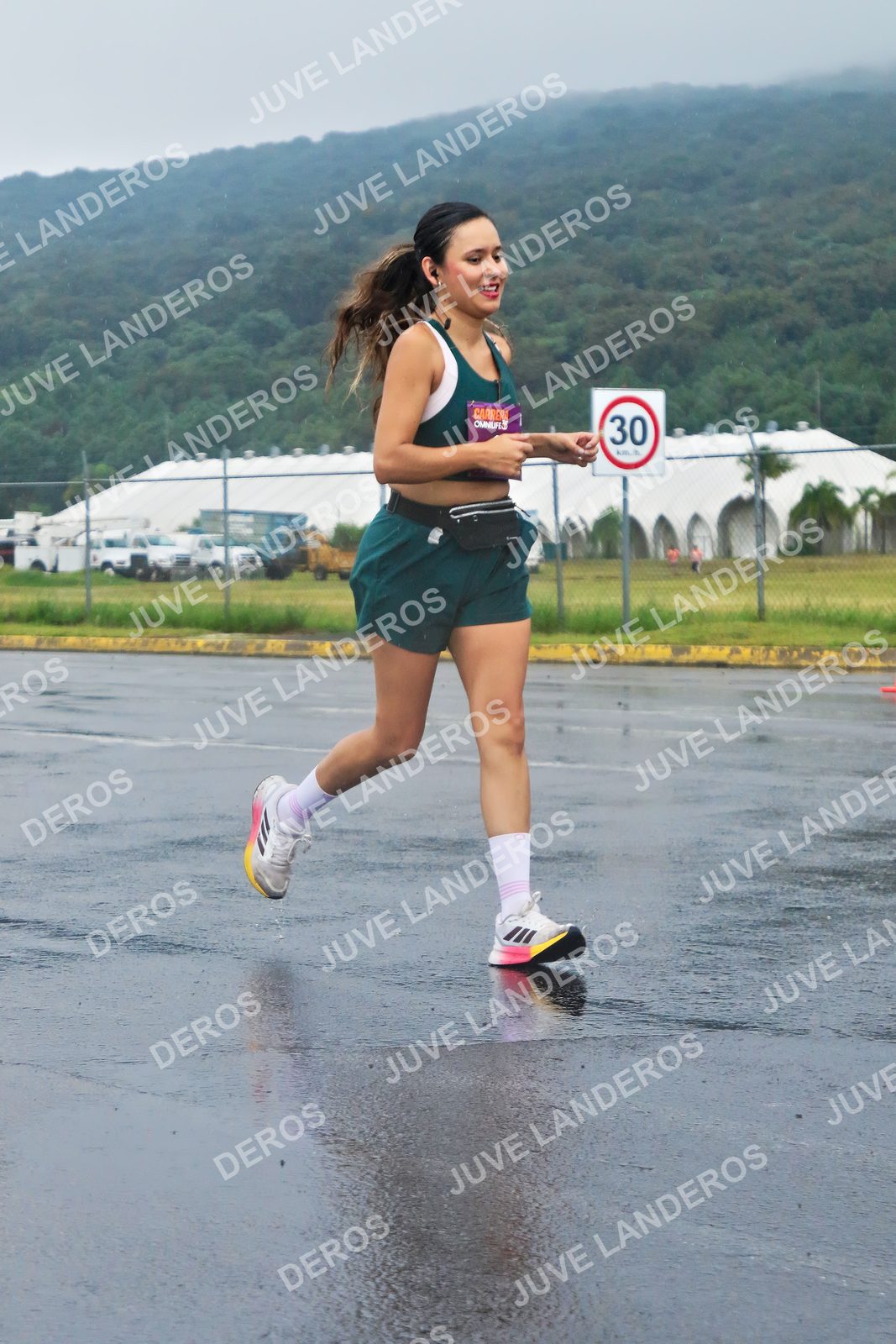 Foto de la CARRERA OMNILIFE GUADALAJARA en Estadio Akron, Zapopan a las 08:03 · dorsal 30