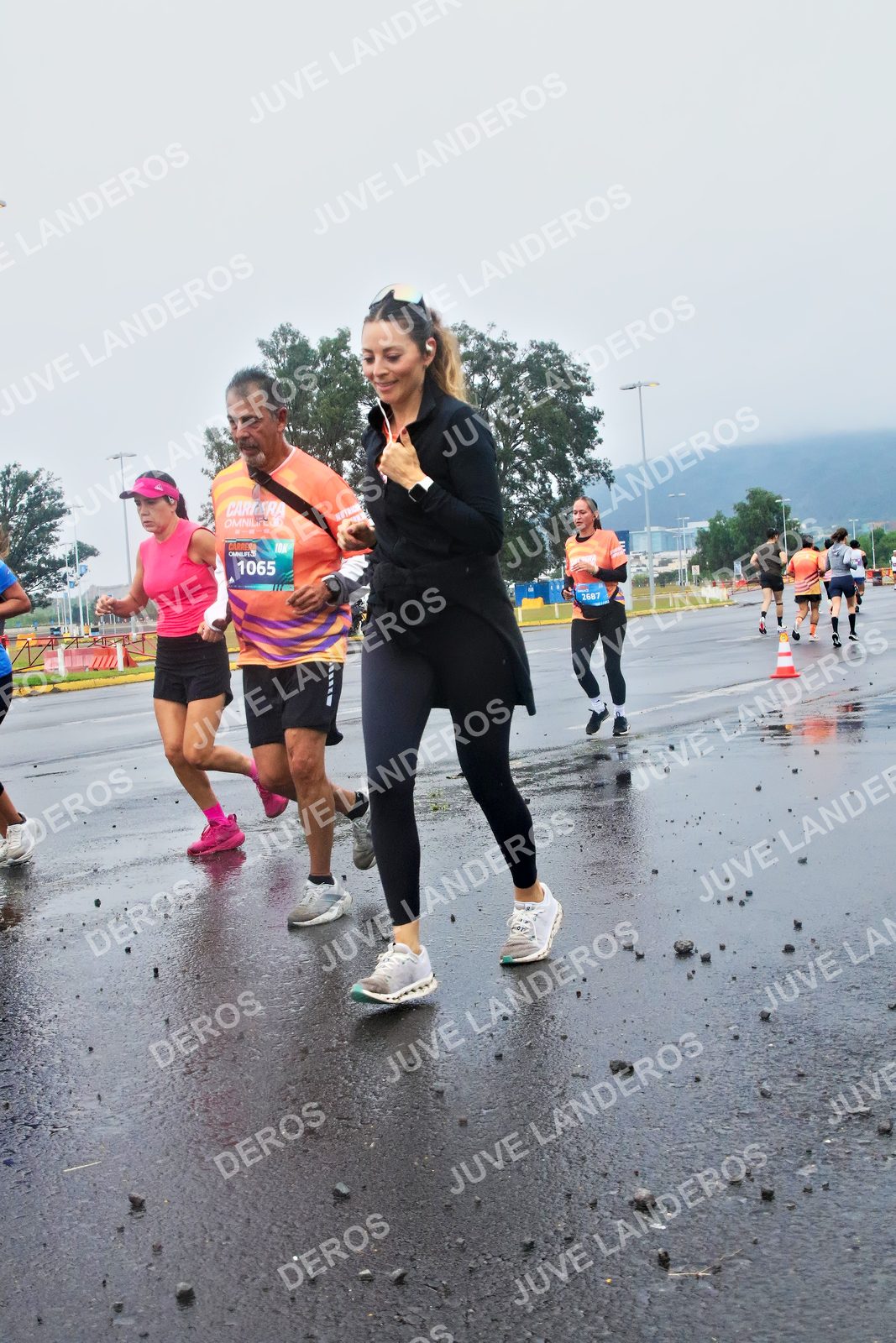 Foto de la CARRERA OMNILIFE GUADALAJARA en Estadio Akron, Zapopan a las 07:45 · dorsal 1065