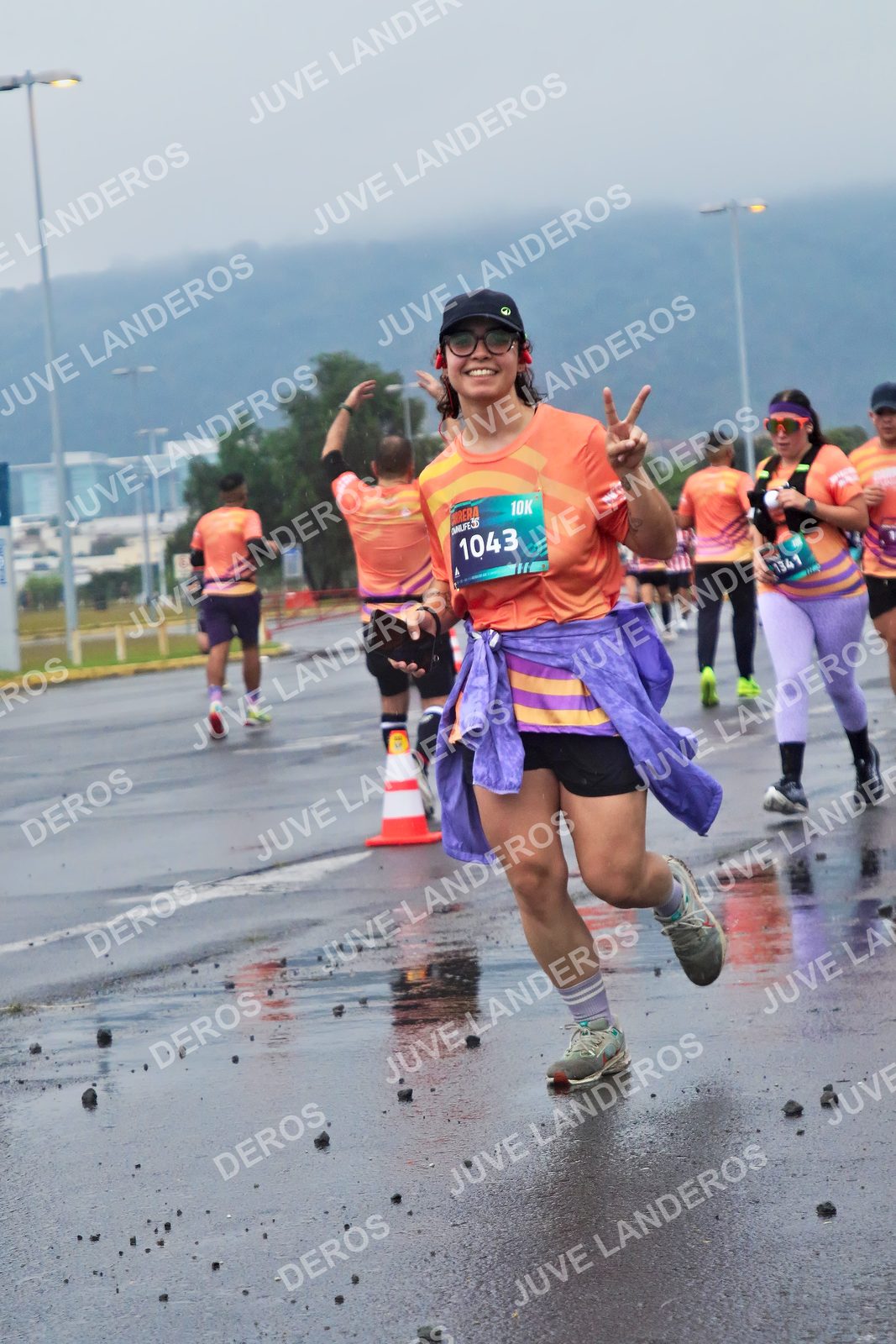 Foto de la CARRERA OMNILIFE GUADALAJARA en Estadio Akron, Zapopan a las 07:47 · dorsal 1043, 1341