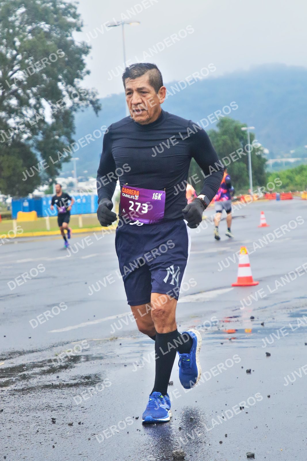 Foto de la CARRERA OMNILIFE GUADALAJARA en Estadio Akron, Zapopan a las 07:38 · dorsal 273