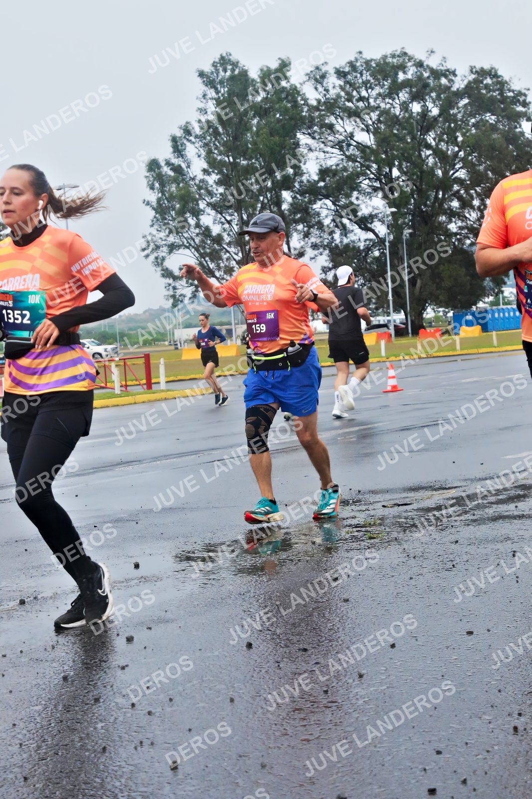 Foto de la CARRERA OMNILIFE GUADALAJARA en Estadio Akron, Zapopan a las 07:41 · dorsal 1352, 159