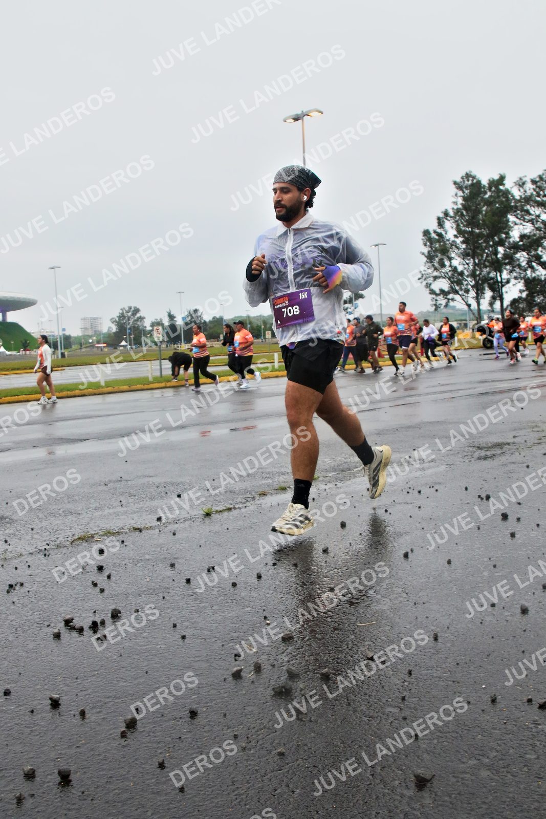 Foto de la CARRERA OMNILIFE GUADALAJARA en Estadio Akron, Zapopan a las 07:27 · dorsal 708