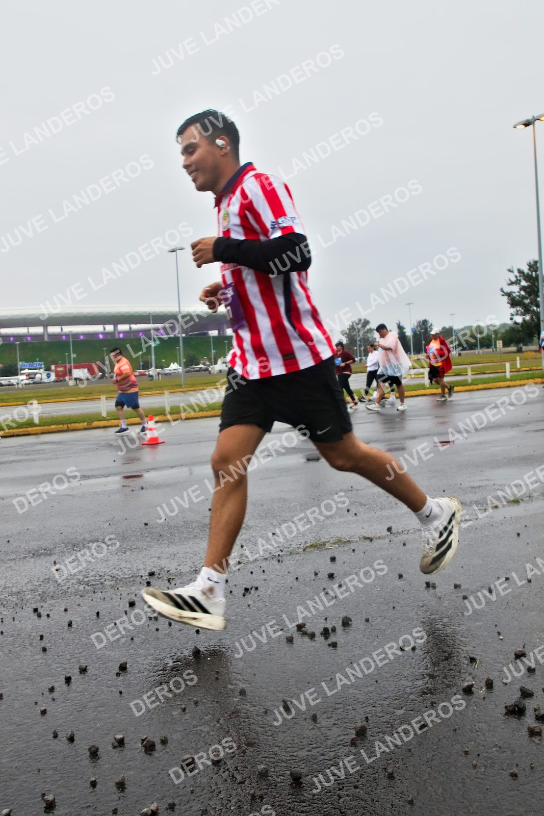 Foto de la CARRERA OMNILIFE GUADALAJARA en Estadio Akron, Zapopan a las 07:29