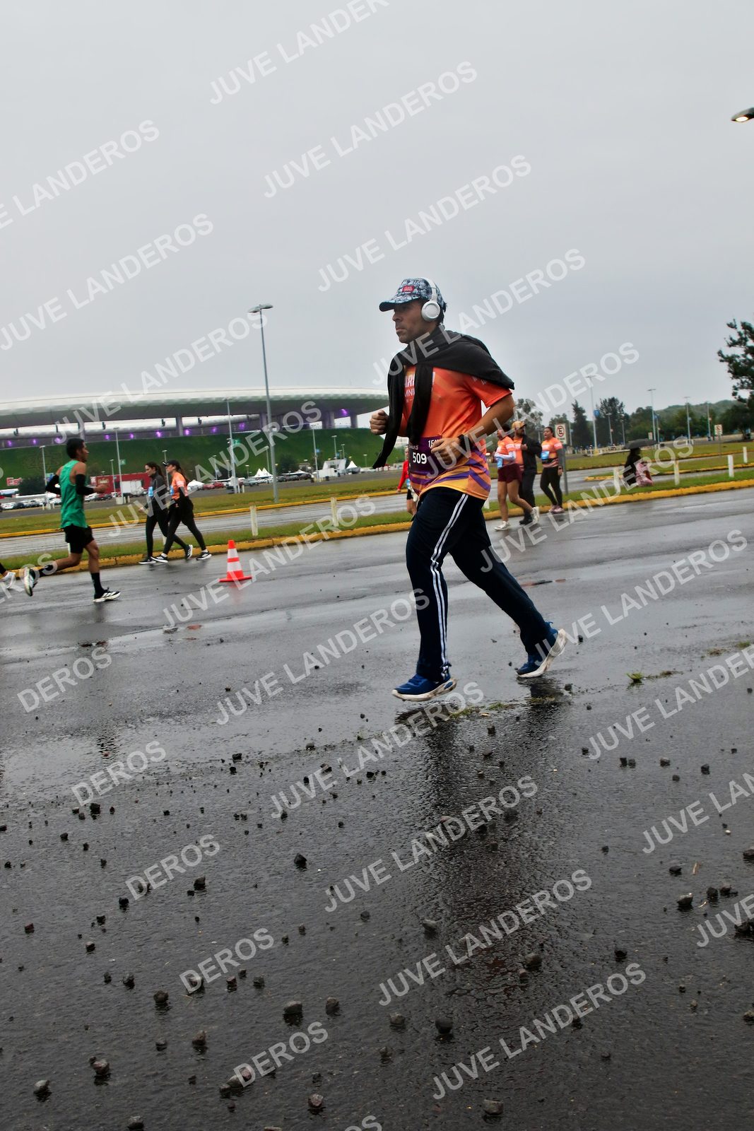 Foto de la CARRERA OMNILIFE GUADALAJARA en Estadio Akron, Zapopan a las 07:31 · dorsal 509, 15